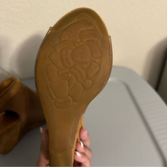 KORK-EASE Berit Wedge Leather Suede Tan Open Toe Buckle NEW Size 7 - Picture 8 of 10